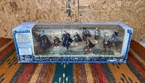 Juego de figuras colección Comunidad Ejércitos de la Tierra Media de El Señor de los Anillos NUEVO - Imagen 1 de 9