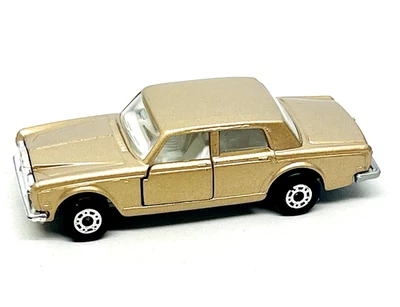 Matchbox Lesney Superfast 39 Rolls Royce Silver Shadow II rare silver base mint! — 第 1/3 张图片