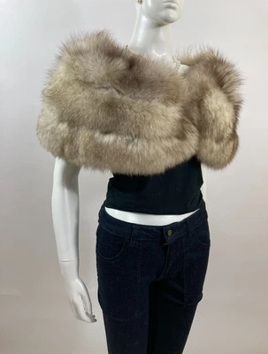 Hermosa y esponjosa estola de chal envolvente de piel de zorro azul - Forro nuevo - Piel vintage Foto 1 de 4