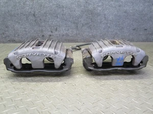 97-04 CHEVROLET CORVETTE C5 CUPÉ CONVERTIR JUEGO DE 2 PINZAS DE FRENO DELANTERAS PBR OEM - Imagen 1 de 22