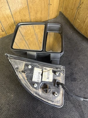 2011-14 FORD F250 F350 RIGHT PASSENGER SIDE VIEW DOOR MIRROR W/SIGNAL OEM Note** - Image 1 of 4