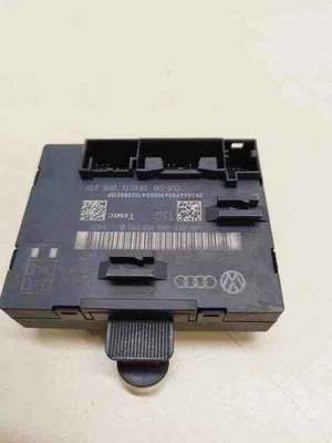 VW TOUAREG 7P5 REAR RIGHT DOOR CONTROL UNIT 4H0959795B 3.00 2013 31423772 - Image 1 of 4