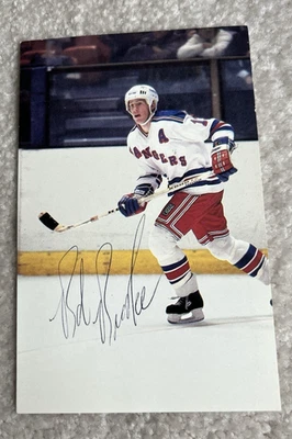 Tarjeta fotográfica firmada con autógrafo de Bob Brooke New York Rangers TI Foto 1 de 2