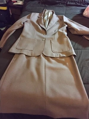 sears and roebuck Vintage Jacket And Skirt Very Small Suze 12 Beige - Image 1 of 4