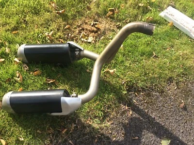 Triumph Speed Triple 2012 1 juego de latas originales y tubo de plumón  Foto 1 de 2