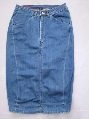 Levis Engineered Denim Skirt Size 10 Pencil Twisted Y2K Vintage W30 - Image 1 of 4