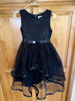Girls Black Formal Party Dress. Youth Size 8. Worn Once - Image 1 of 4