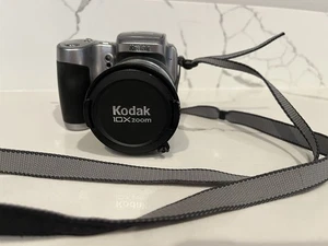 Kodak EasyShare Z740 5.0MP Digital Camera 10X Optical Zoom - TESTED and WORKING - Picture 1 of 7