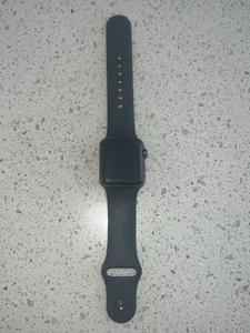 Apple Watch Series 3, 38mm, odblokowany i przywrócony do ustawień fabrycznych - Zdjęcie 1 z 3