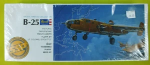 VINTAGE REVELL US WW2 TOKYO RAIDER B-25 BOMBER AIRPLAIN - Picture 1 of 4