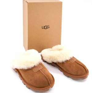 Pantofole morbide civettuole nuove in scatola donna 100% UGG marca castagno 5125 - Foto 1 di 3