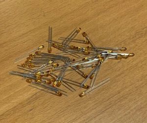 AVAGO HLMP-1421 LED, Yellow, Through Hole, T-1 (3mm), 10 mA, 2 V, 585 nm (50pcs) - Picture 1 of 2