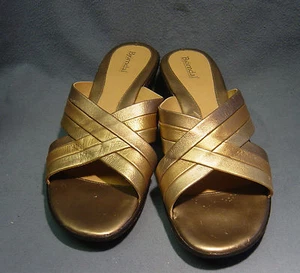 WOMENS  "BJORNDAL" GOLD SANDALS, SLIP ON SHOES, HEEELS SIZE 9M - Picture 1 of 5