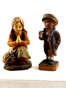 2 kl. Holzfiguren Figuren " Mädchen beim beten + Wanderbub " geschnitzt farbig - Bild 1 von 5
