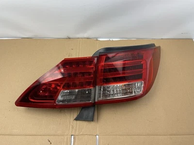 Juego interior exterior pasajero derecho 10-15 Lexus IS250C IS350C convertible luz trasera Foto 1 de 4