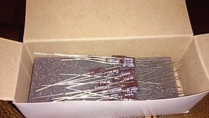 New Ohmite 23J1K8E 3W 1K8 OHMS Vitreous 5% Wirewound Resistors Quantity of 25 - Picture 1 of 1