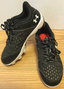 Youth Under Armour Baseball Cleats USA Size 2Y - Picture 1 of 7