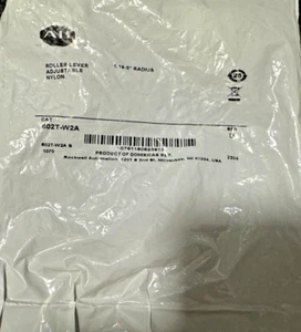 OEM New Allen-Bradley 802T-W2A ROLLER LEVER - Picture 1 of 2