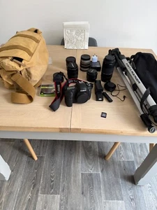 Canon EOS 6D Camera Body & 4 Lenses (24-105mm, 75-300mm,28-70mm and 50mm) & more - Picture 1 of 21