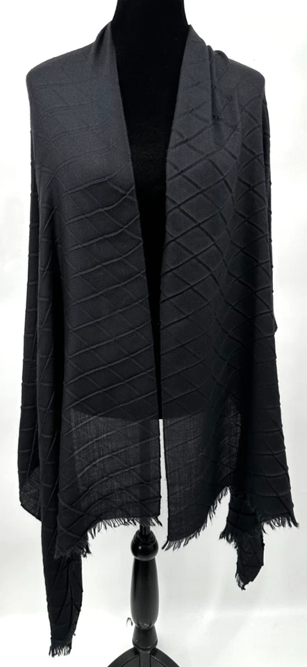 Bufanda pashmina rectangular Loro Piana para mujer de diseñador negra cachemir diamante Foto 1 de 4