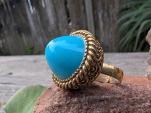 Vintage Turquoise Blue Dome Ring: Adjustable Ring size 6 thru 7 - Picture 1 of 10