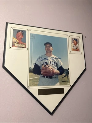 Placa autografiada de Mickey Mantle con autenticación Beckett Pass Foto 1 de 4
