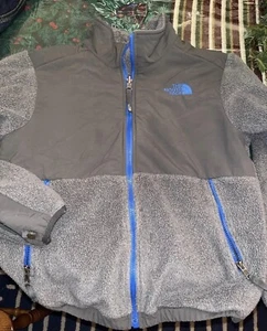 Boys North Face - Picture 1 of 3