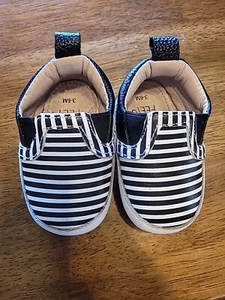 monkey feet black and white stripe size 3 to 6 months - Picture 1 of 12