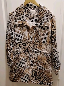 Chicos Animal Print Utility Jacket Size 0 XS/Small Pockets Long Sleeve - Picture 1 of 11