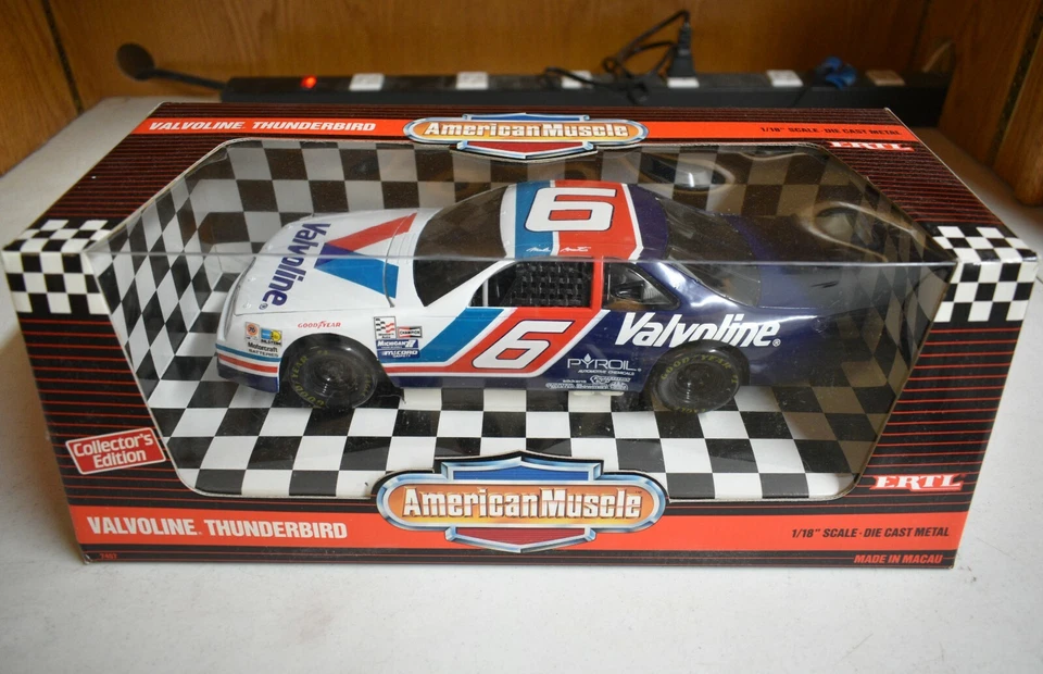 Mark Martin #6 Valvoline 1:18 Scale ERTL American Muscle Diecast - Image 1 of 1