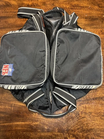 Raiders NFL Gym Bag Cover