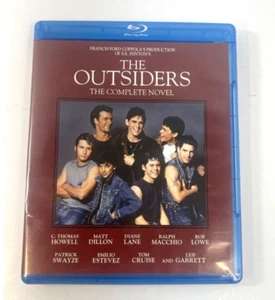 The Outsiders Complete Novel Blu-ray Movie Classic Coming of Age Drama Film HD - Foto 1 di 6