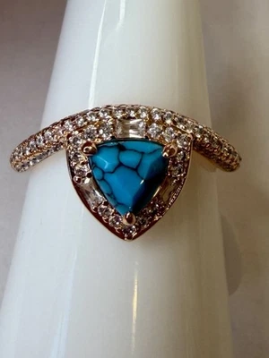 Anillo Bomb Party Diciembre 2025 Talla 9 “Pico Brillo” Turquesa Magnesita/RG Foto 1 de 4