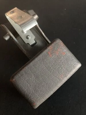 60529607 Alfa Romeo Milano/75 - Manija interior de la puerta - Trasera izquierda - Negro NOS Foto 1 de 4