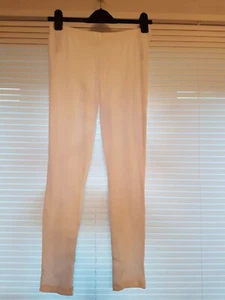 LADIES WHITE LEGGINGS (C0TTON) NEW IN SIZES LARGE GRAB YOURSELF A BARGIN - Picture 1 of 1