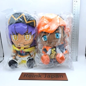 Pokemon Center Limited Pokemon Trainer Leon & Raihan Plüsch Puppe 2 Set OHNE ETIKETT - Bild 1 von 1