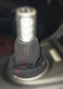 Gear Gaiter For Honda Civic Type R FN2 06-2012 Black Suede Red Stitching - Picture 1 of 6