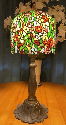 Antique Art Nouveau Tiffany Stained Glass Cascading Florals Table Lamp Made 1910 - Image 1 of 4