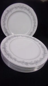 [LOT OF 7] Style House Fine China, Duchess Pattern, 10.5" Dinner Plates-JAPAN - Picture 1 of 11
