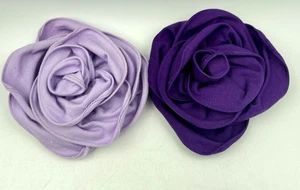 Womens Purple Lapel Pin Flower Rose Hand Crafted Nylon Blend LOT of 2 - Picture 1 of 7