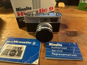 Minolta Hi-Matic 9 mit Rokkor PF 45mm Objektiv / Box, Tasche und Anleitung sauber! - Bild 1 von 20