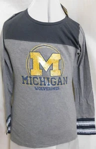 Michigan Wolverines Damen T-Shirt 32" Brustumfang Medium NCAA lang Slv Distress Print - Bild 1 von 2
