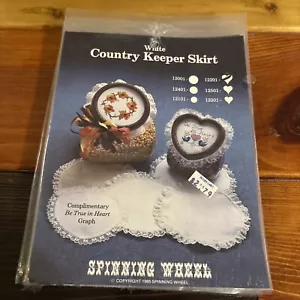 COUNTRY KEEPER BE TRUE IN HEART CROSS STITCH By SPINNING WHEEL Heart 12201 - Bild 1 von 4
