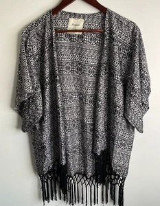 Jeanswest Kimono Cardigan Women Plus Sz 16 Black White Aztec Open Front Fringe - Picture 1 of 10