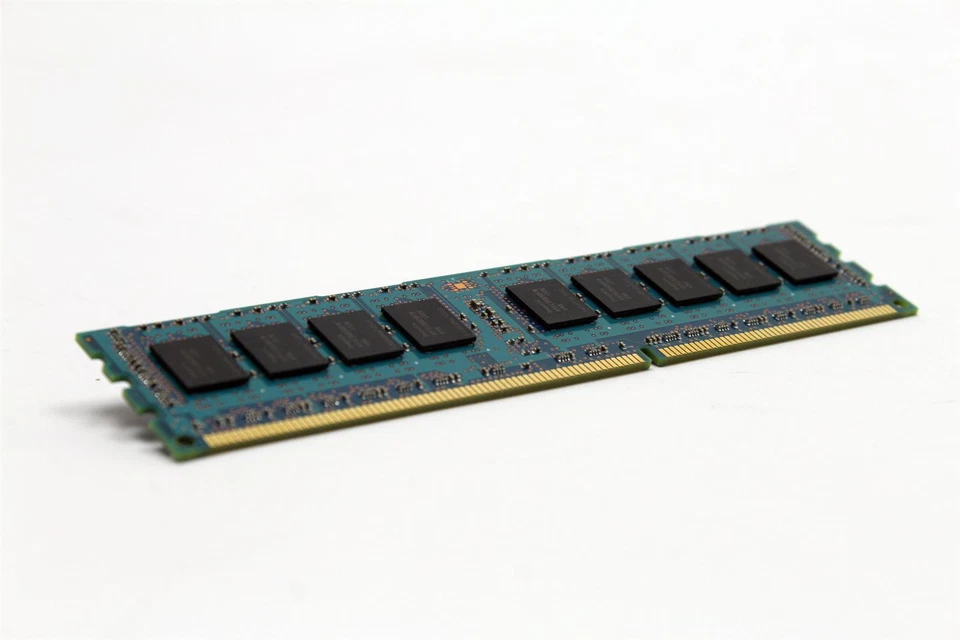 4 GB DDR3-1333 PC3L-10600E ECC Unbuffered   #154775 - Bild 1 von 1