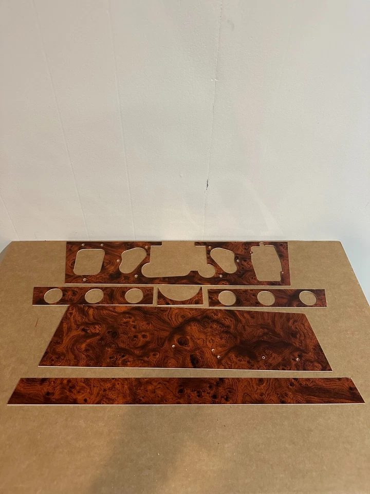 Burlwood, 1961-1962 Lincoln Continental kit de molduras interiores Foto 1 de 3