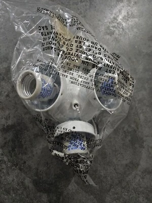 NEW Quorum 2303-06 3-Lite Fan Kit Hardware White Fan Light Fixture - Image 1 of 3