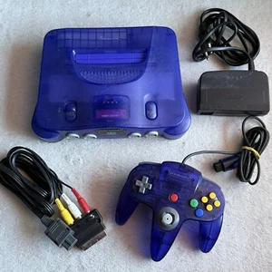 NINTENDO 64 (N64) LIMITED MIDNIGHT BLUE - GRAPE PURPLE - PAL EUR - 100% ORIGINAL - Imagen 1 de 7