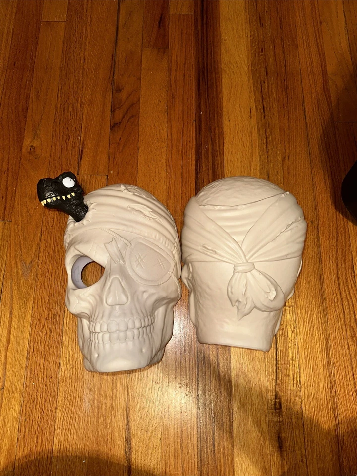 Cabeza de calavera pirata gigante Zuru Smashers Dino Island trabajando - OJO PERDIDO Foto 1 de 1