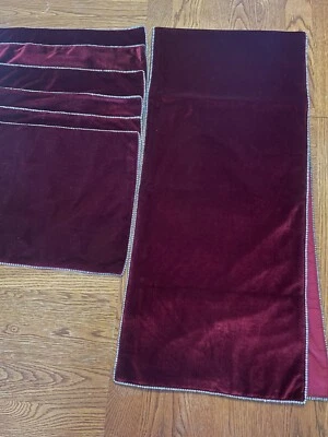 Red Velvet w/ Rhinestone Edging 6 Placemats Table Runner Target Vintage Lot - Image 1 of 4